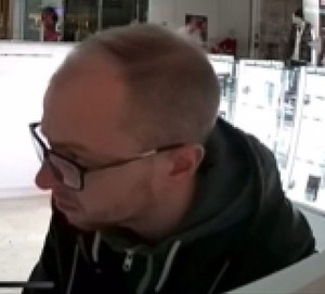 wizerunek poszukiwanego mężczyzny