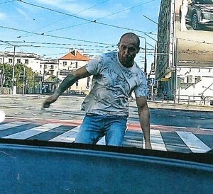 wizerunek poszukiwanego mężczyzny