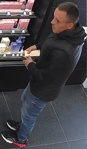 wizerunek poszukiwanego mężczyzny