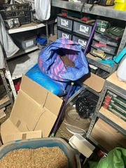 Tytoń i papierosy bez polskich znaków akcyzy zabezpieczone przez policjantów z Wydziału dw. z Przestępczością Gospodarczą KMP w Poznaniu