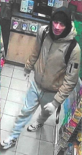 wizerunki poszukiwanych mężczyzn